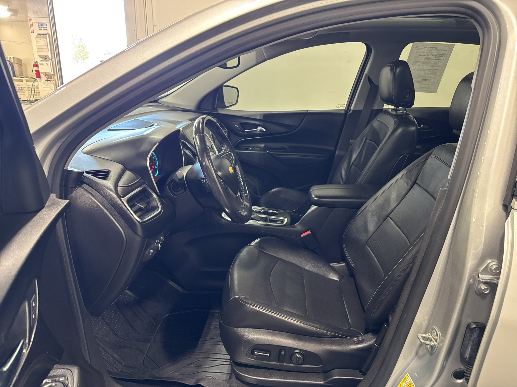 Certified 2018 Chevrolet Equinox Premier AWD/4WD image 36