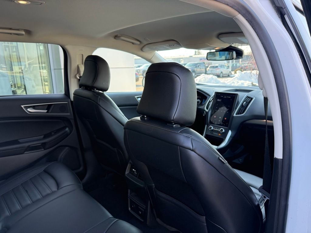 Used 2022 Ford Edge SEL w/ Convenience Package image 24