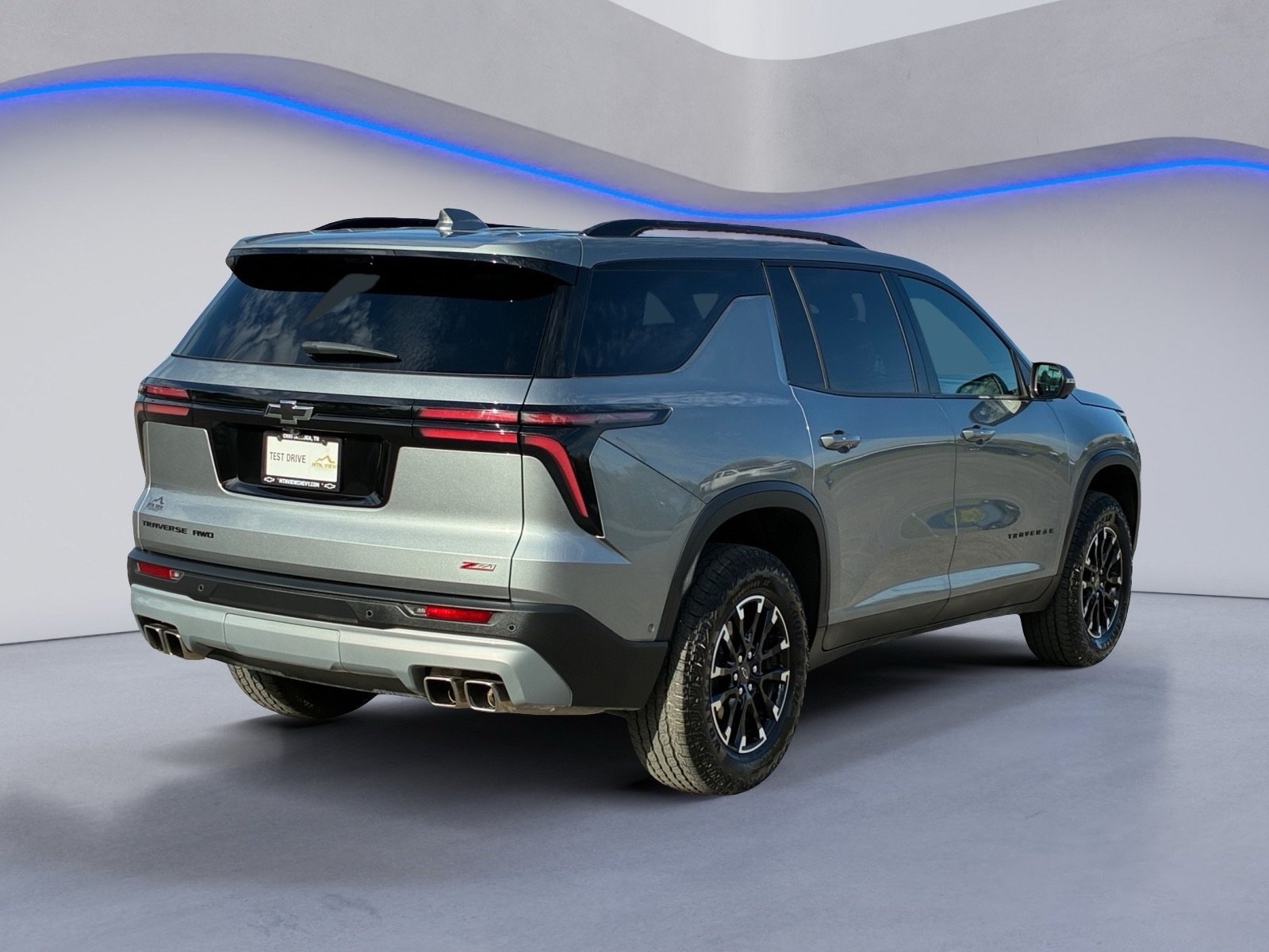 Used 2026 Chevrolet Traverse Z71 w/ Enhanced Driving Package AWD/4WD image 12