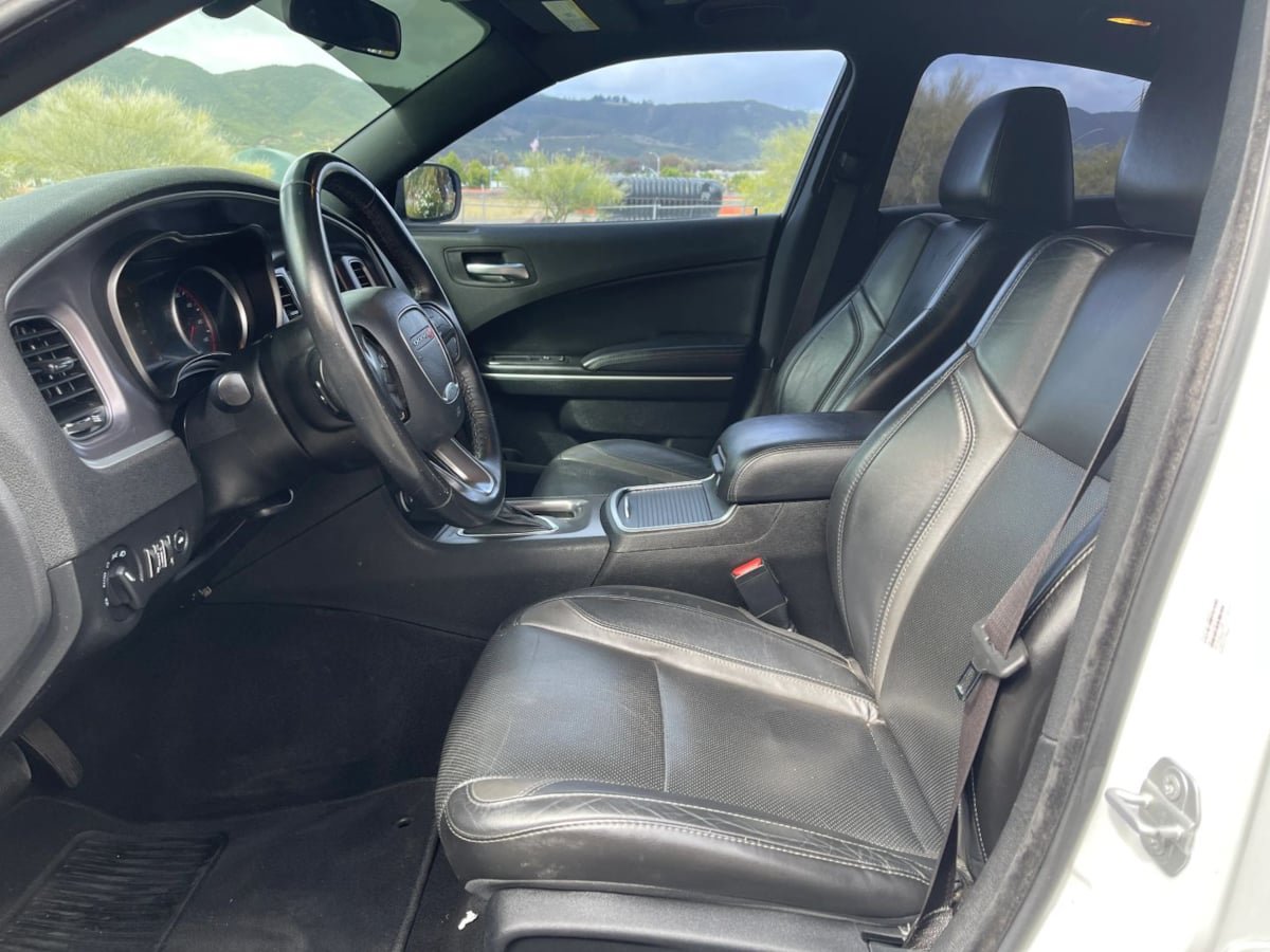 Used 2019 Dodge Charger SXT w/ Leather Interior Group RWD image 15