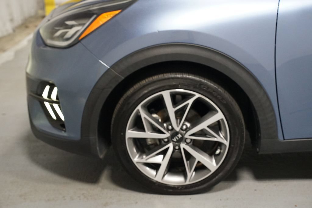 Used 2020 Kia Niro FWD image 5