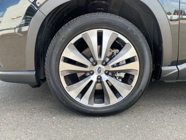 Used 2022 Subaru Ascent Limited w/ Technology Package AWD/4WD image 11