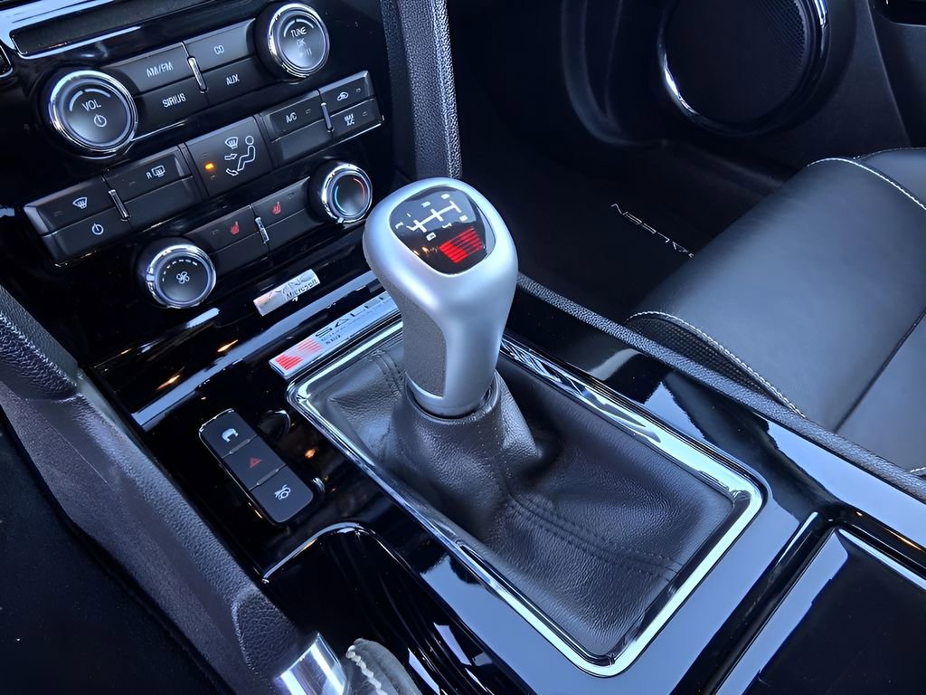 Used 2011 Ford Mustang GT Premium w/ Comfort Pkg image 19