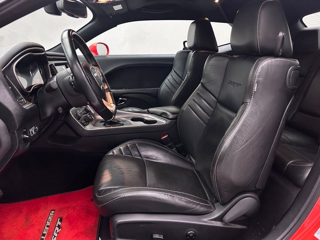 Used 2016 Dodge Challenger SRT Hellcat image 12