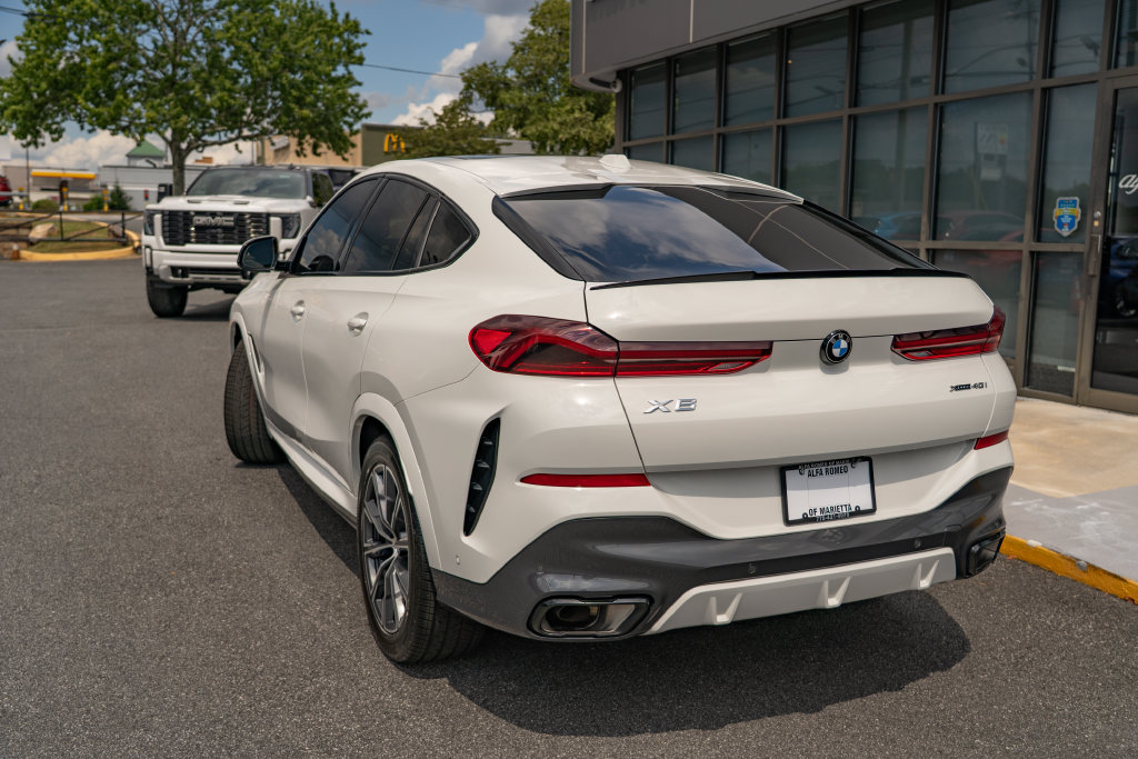 Used 2024 BMW X6 xDrive40i w/ Executive Package AWD/4WD image 4