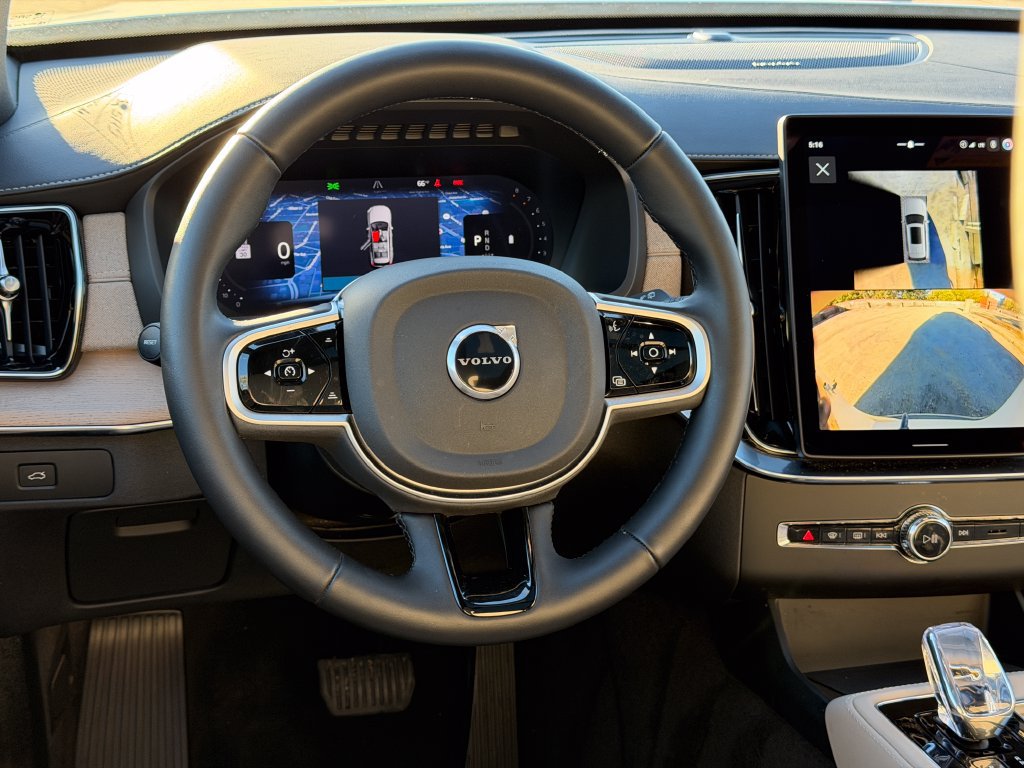 Certified 2026 Volvo XC90 B6 Plus w/ Protection Package Premier AWD/4WD image 18