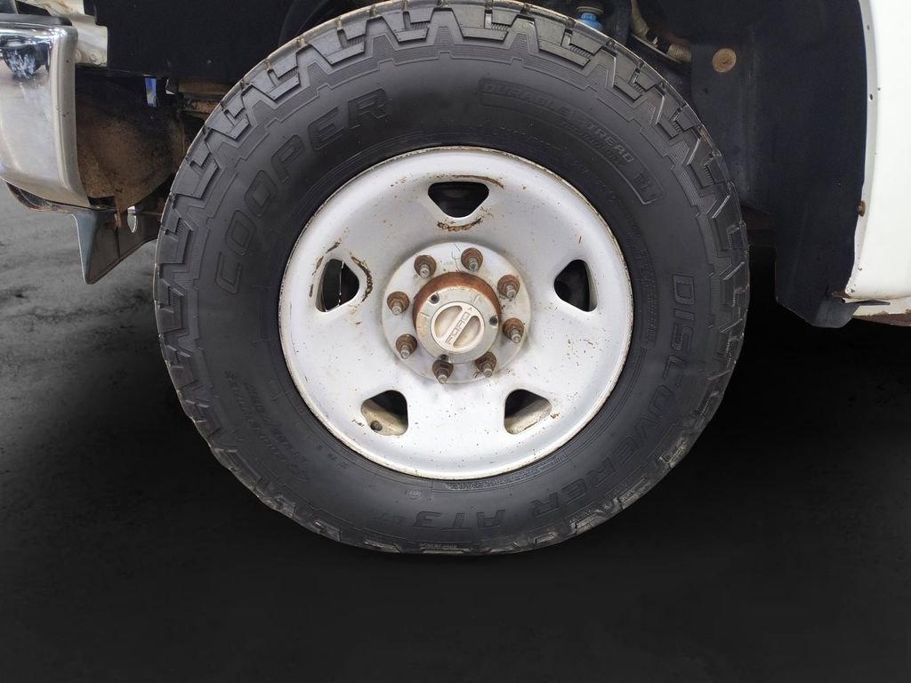 Used 2009 Ford F250 XL AWD/4WD image 9