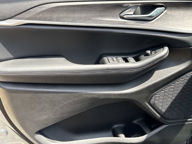 New 2026 Jeep Grand Cherokee Altitude AWD/4WD image 28
