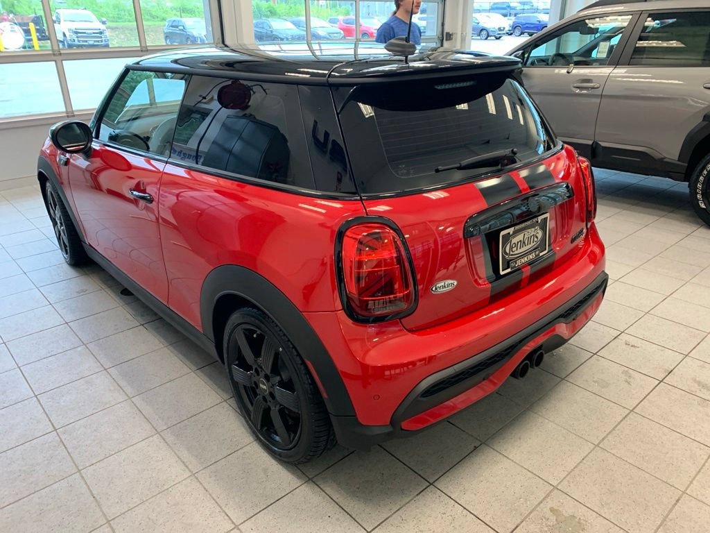 Used 2023 MINI Cooper S FWD image 10