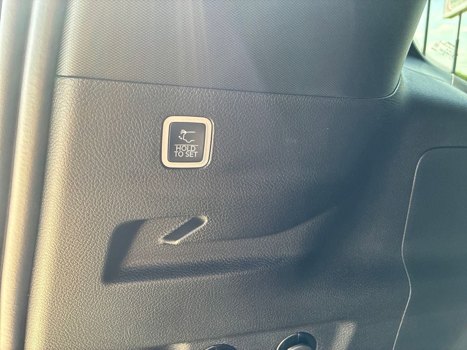 New 2026 Jeep Grand Wagoneer L Limited AWD/4WD image 7