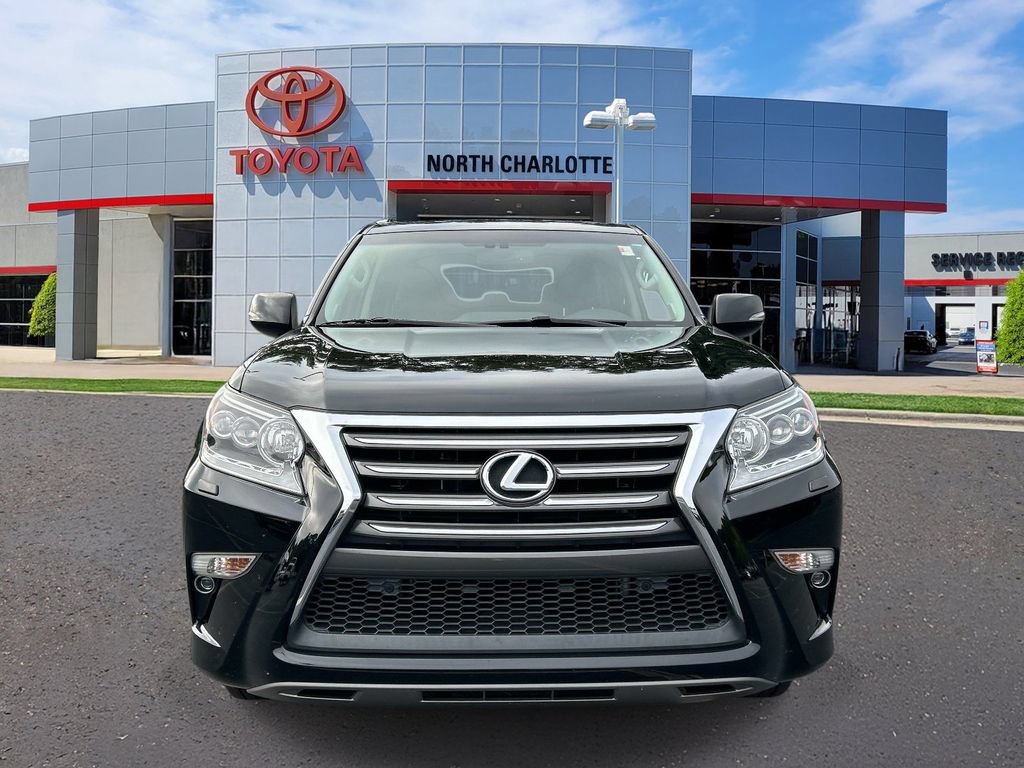 Used 2018 Lexus GX 460 Premium w/ Premium Package AWD/4WD image 2