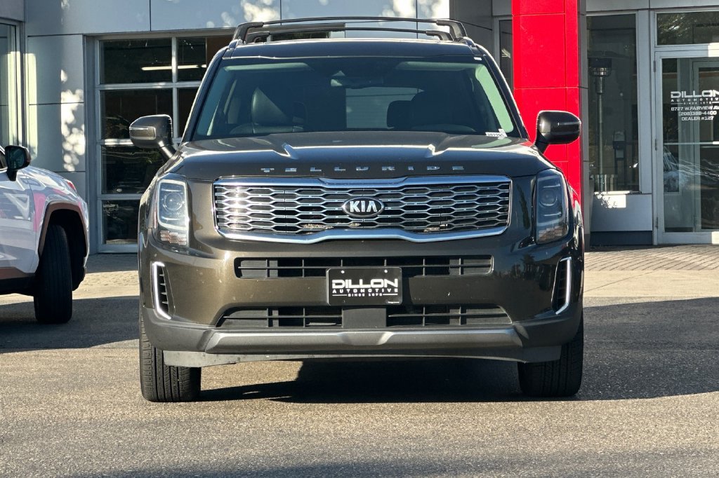 Used 2020 Kia Telluride EX w/ EX Premium Package AWD/4WD image 3
