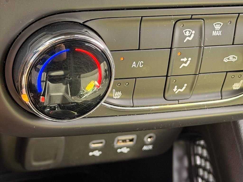 Used 2022 Chevrolet TrailBlazer RS AWD/4WD image 24