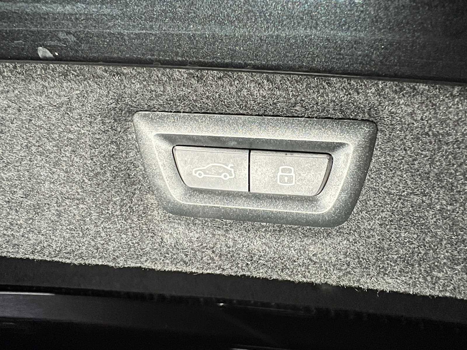 Used 2024 BMW 840i Convertible image 17