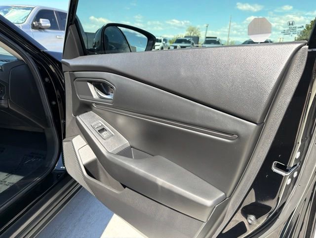 Used 2024 Honda Accord EX image 19
