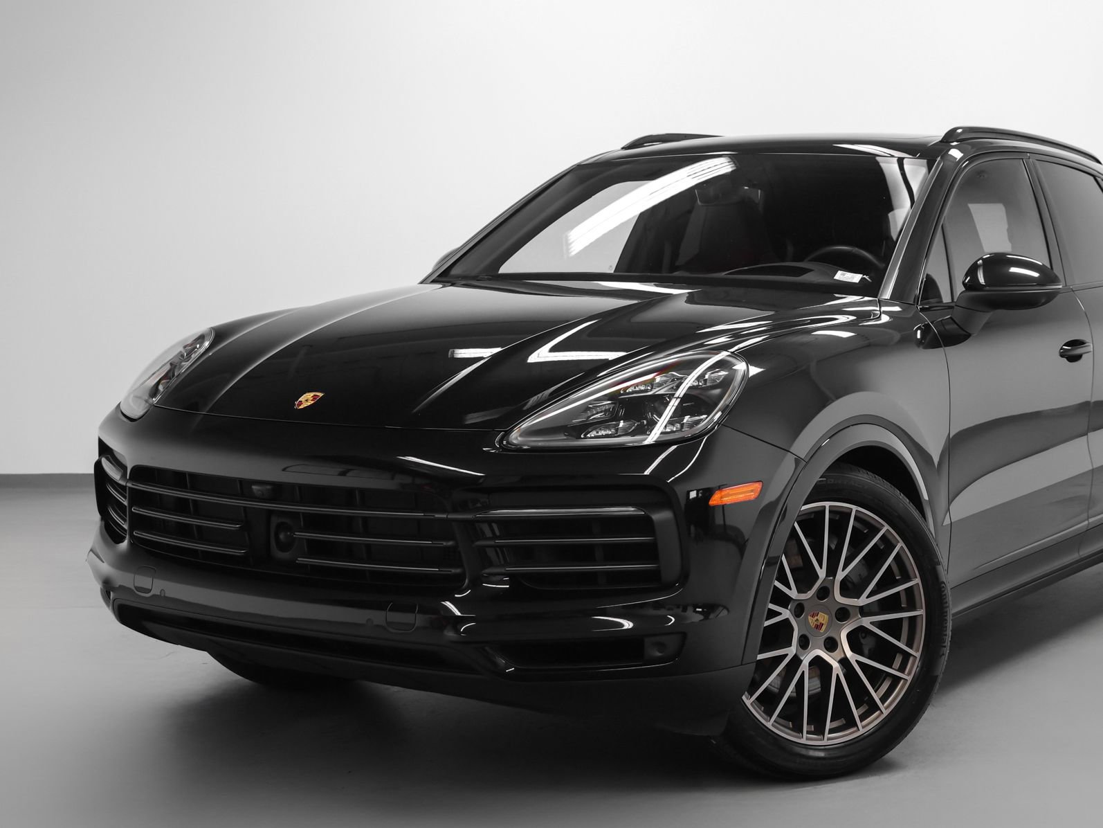 Certified 2023 Porsche Cayenne S Platinum AWD/4WD image 7