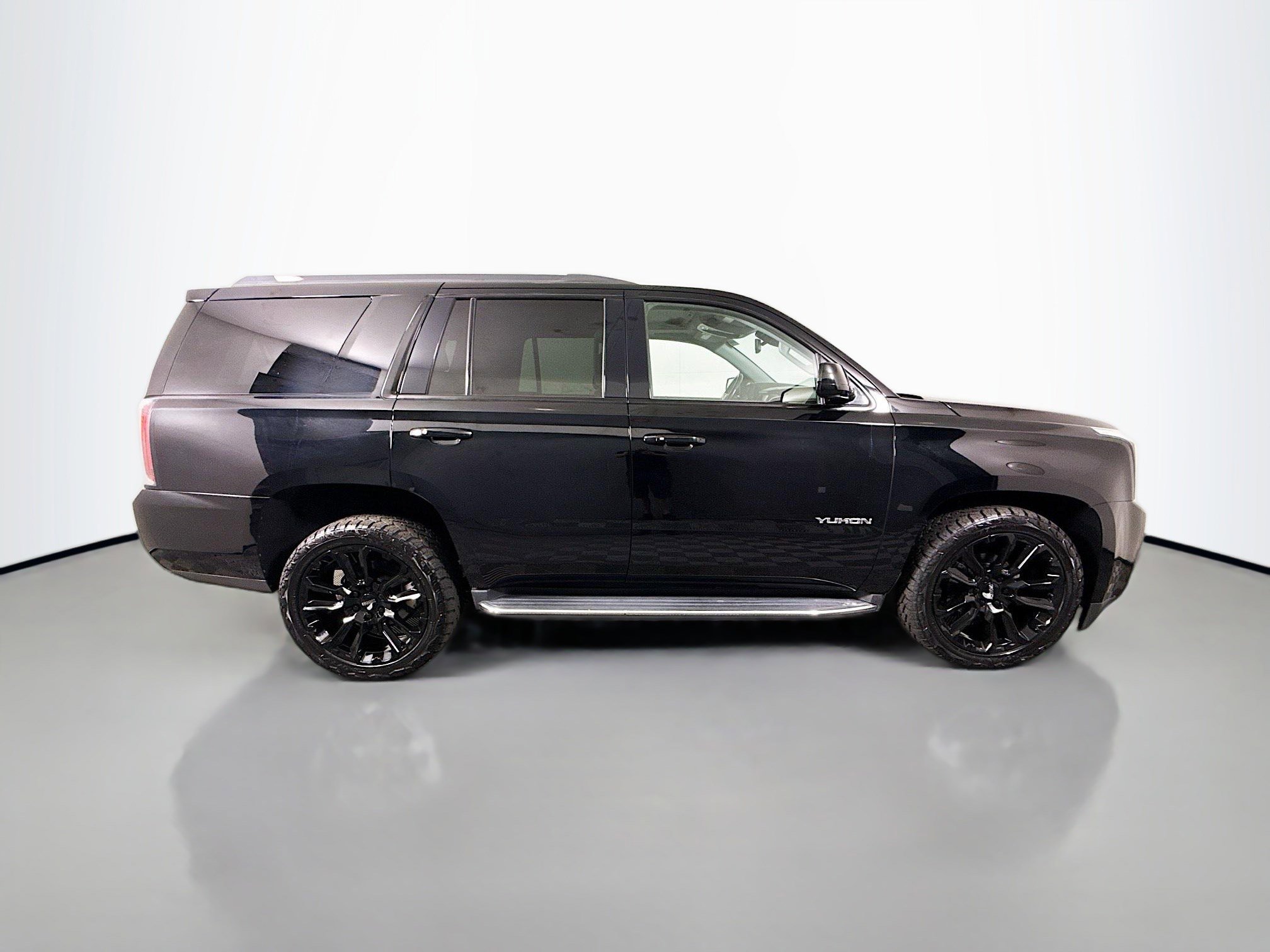 Used 2020 GMC Yukon SLT AWD/4WD image 11