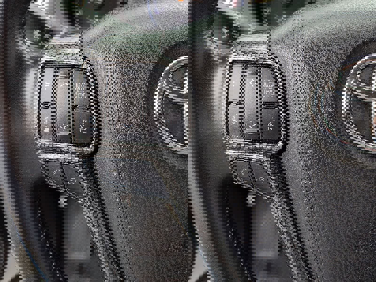 Used 2019 Toyota Highlander Limited image 23