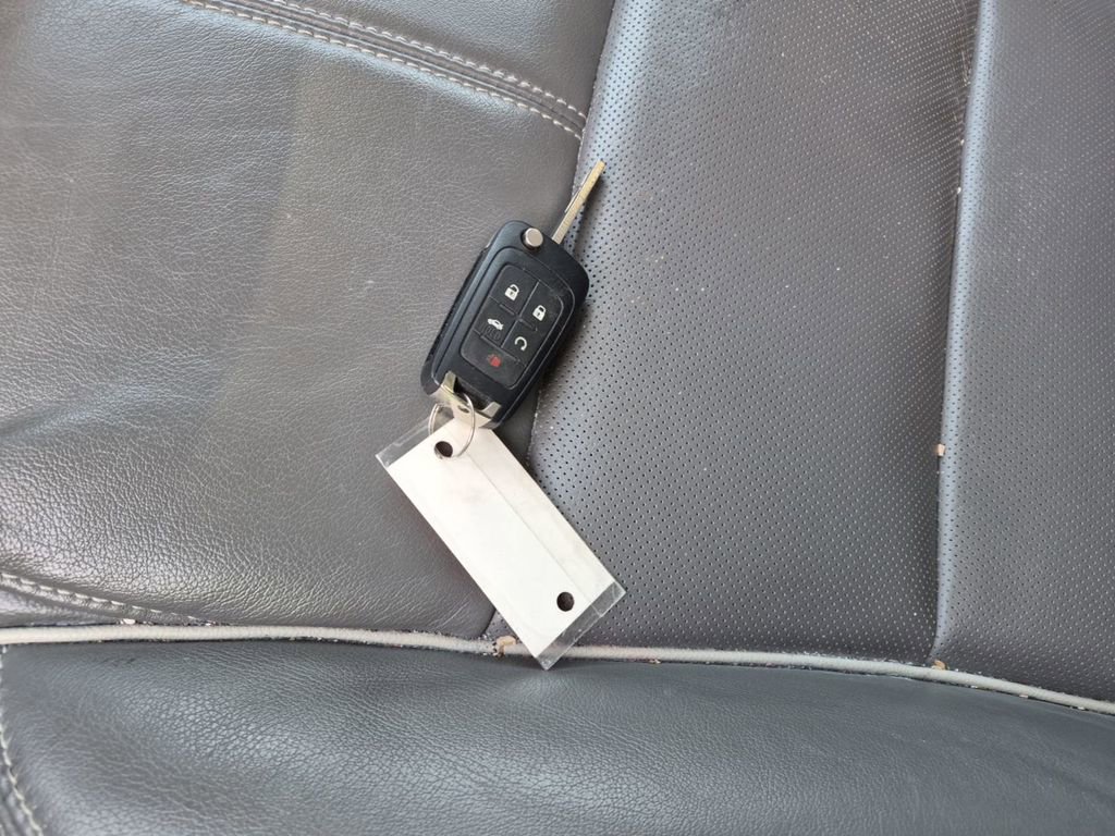 Used 2016 Chevrolet Impala LTZ w/ Enhanced Convenience Package image 14