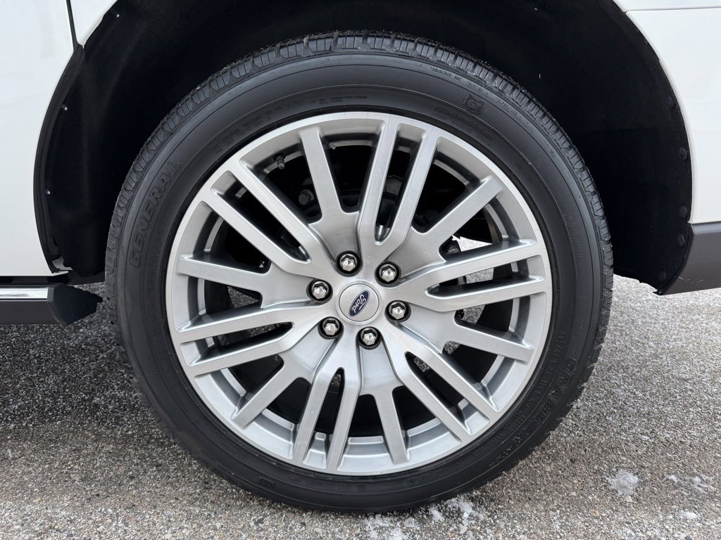 Used 2023 Ford Expedition Max Limited image 11