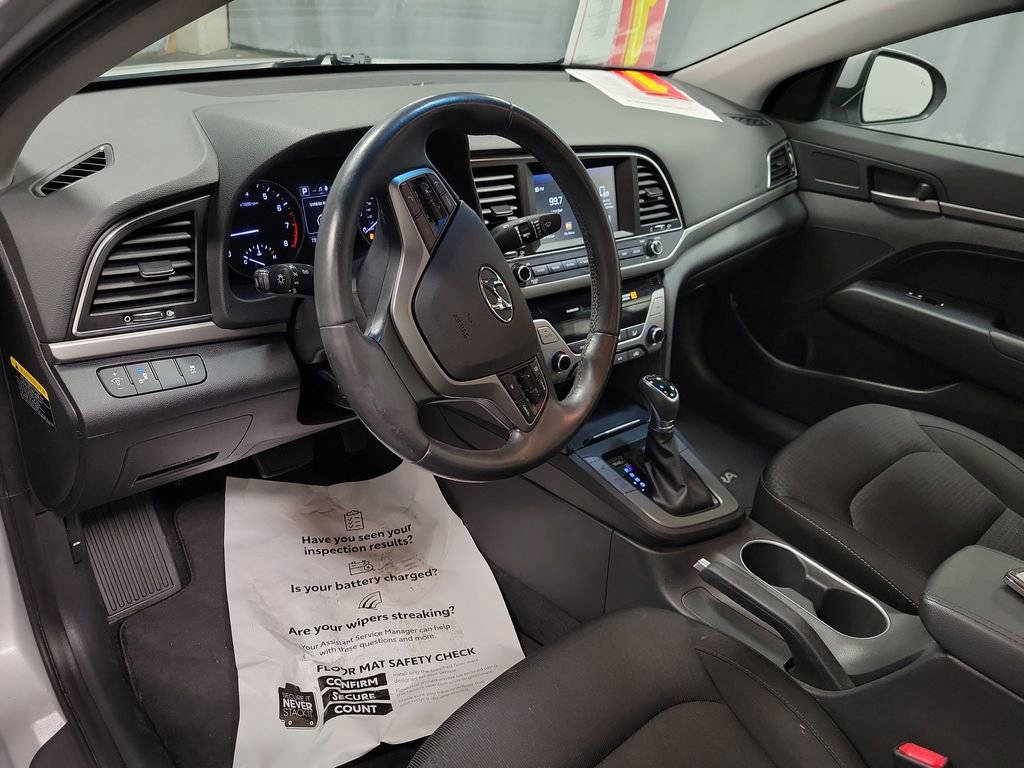 Used 2017 Hyundai Elantra Value Edition FWD image 13