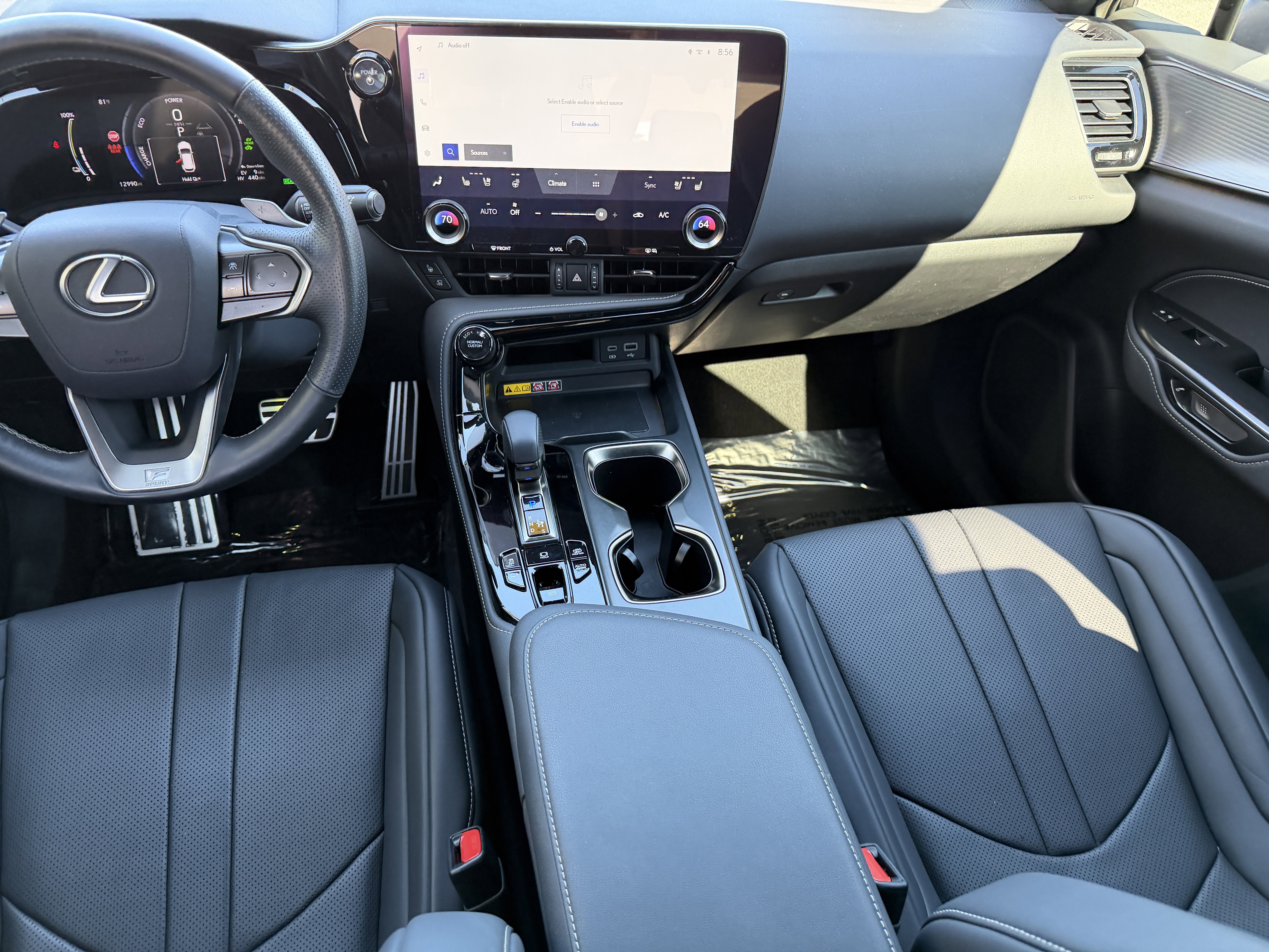 Used 2025 Lexus NX 450h+ F Sport image 14