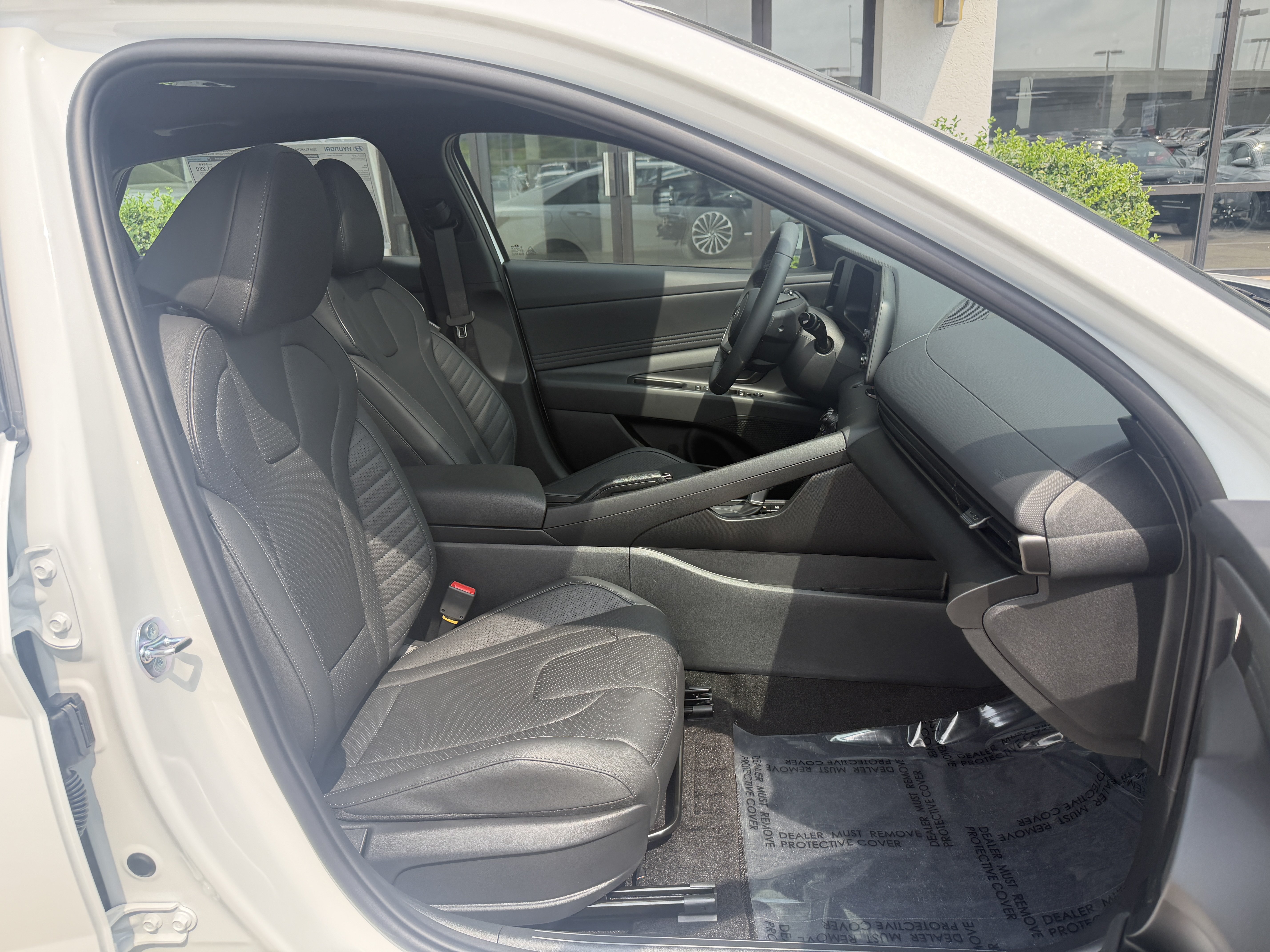New 2026 Hyundai Elantra SEL Sport FWD image 17