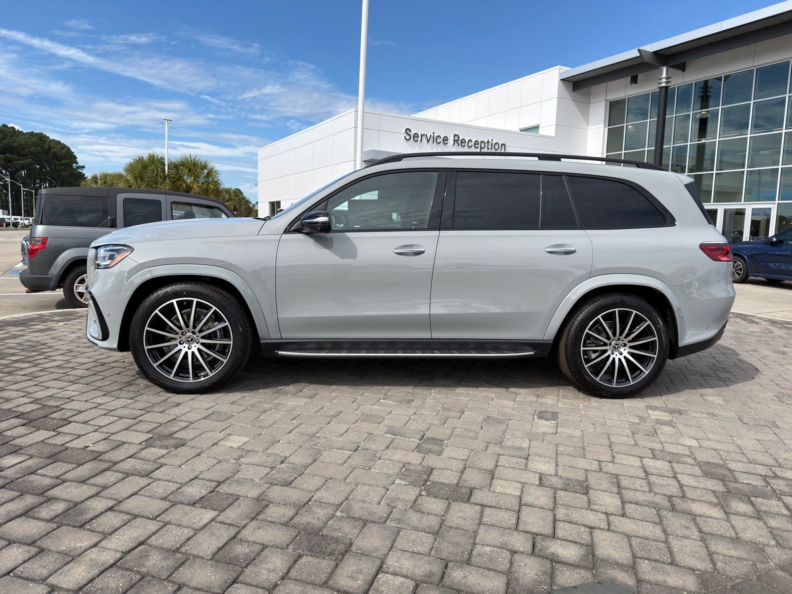 Used 2026 Mercedes-Benz GLS 580 4MATIC image 12