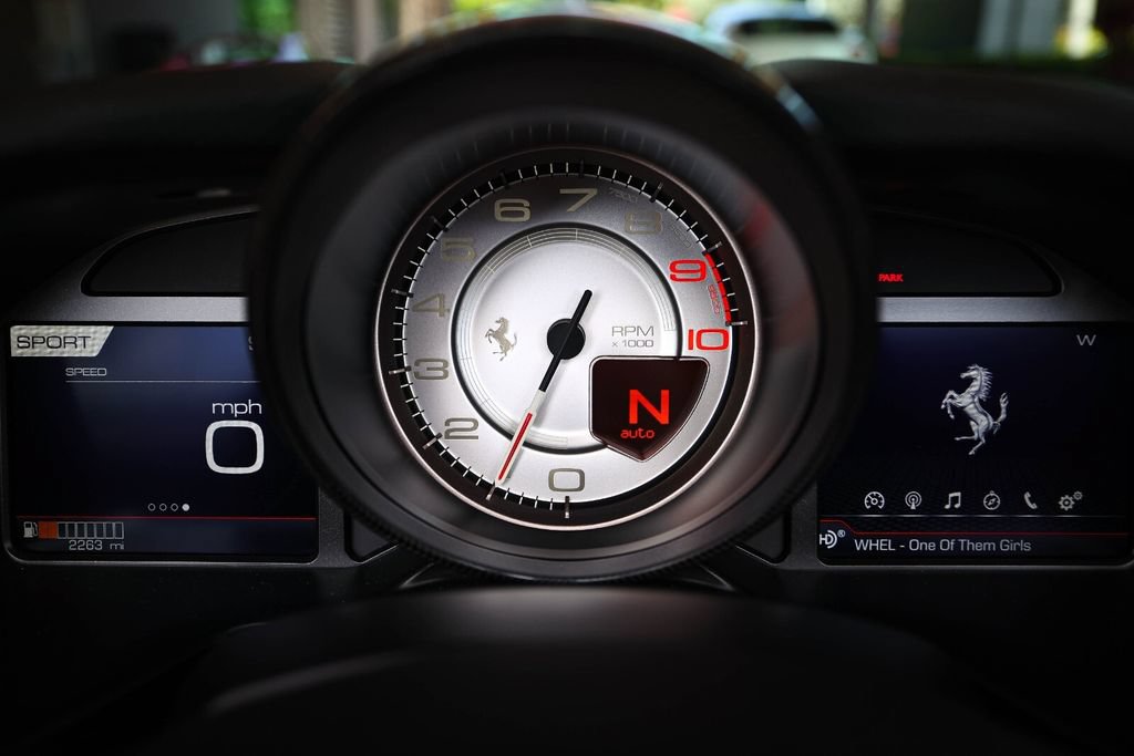 Certified 2022 Ferrari 812 GTS RWD image 38