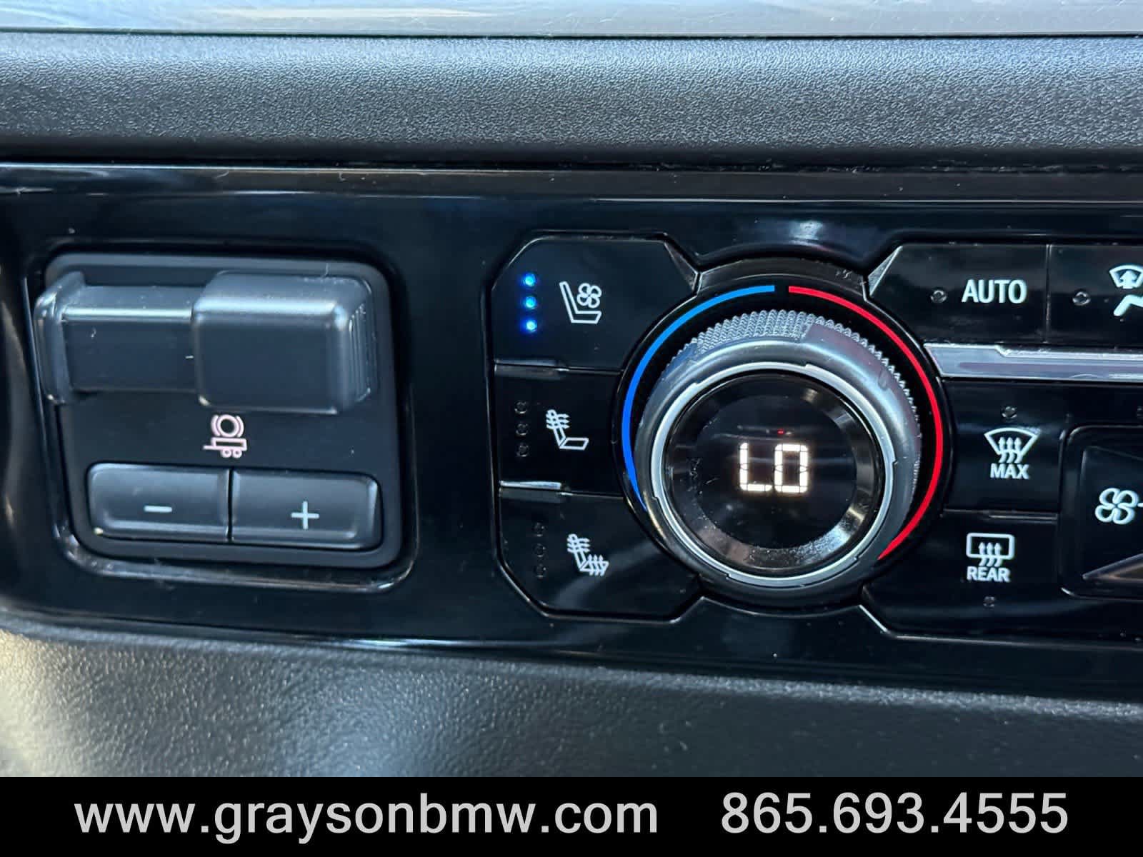 Used 2024 Chevrolet Silverado 1500 LTZ AWD/4WD image 28