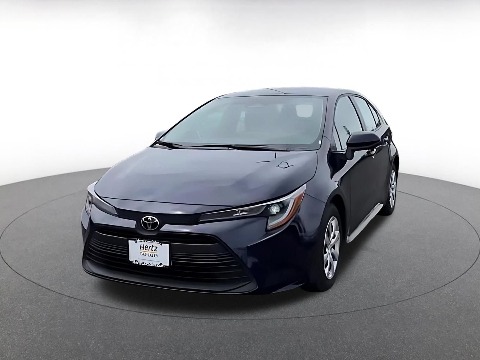 Used 2025 Toyota Corolla LE FWD image 7