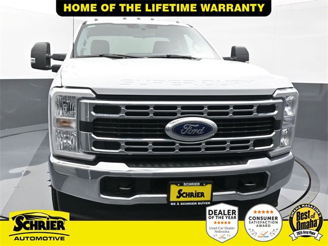 Used 2024 Ford F350 XLT image 6