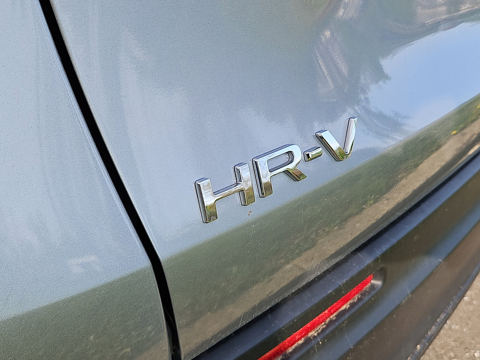 Used 2023 Honda HR-V LX image 12