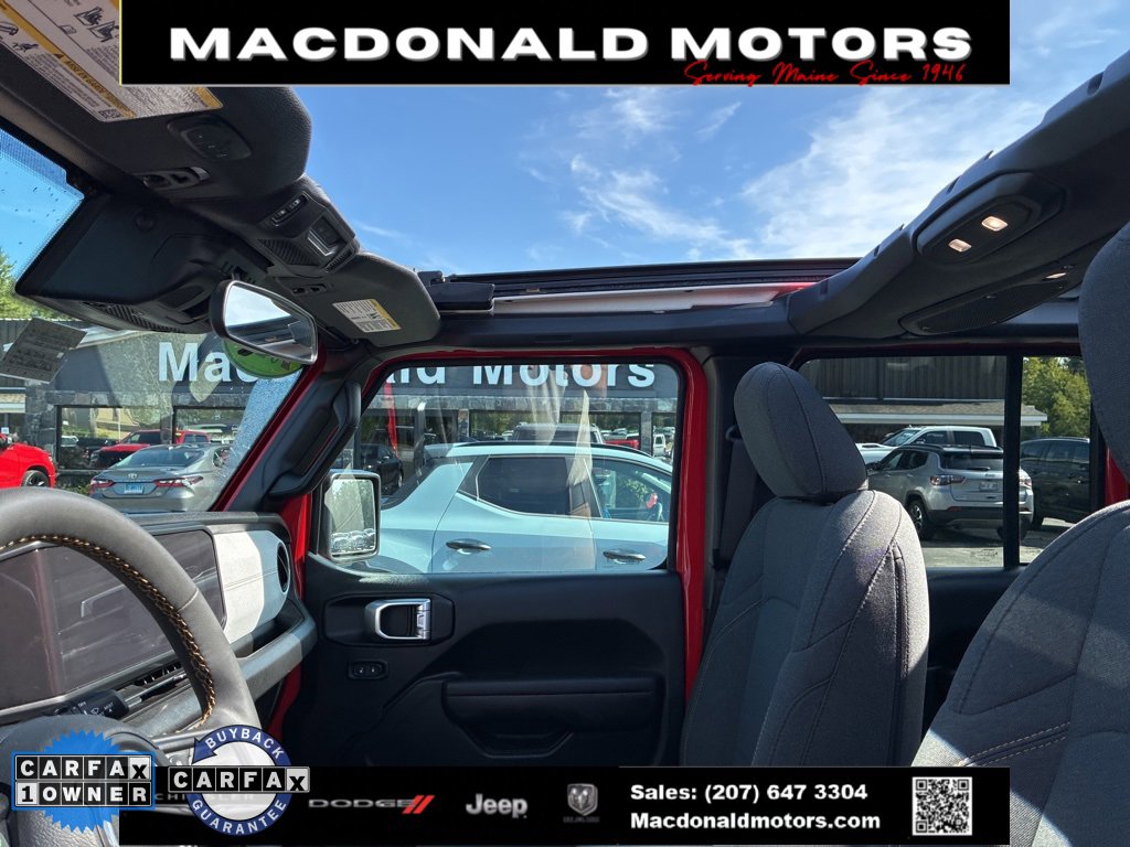 Used 2024 Jeep Wrangler Willys image 15