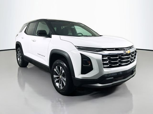 New 2026 Chevrolet Equinox LT image 2