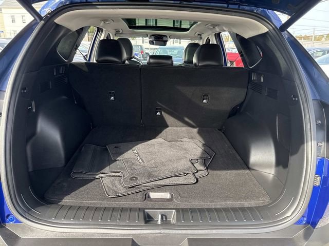 Certified 2022 Hyundai Tucson Limited w/ Cargo Package image 7