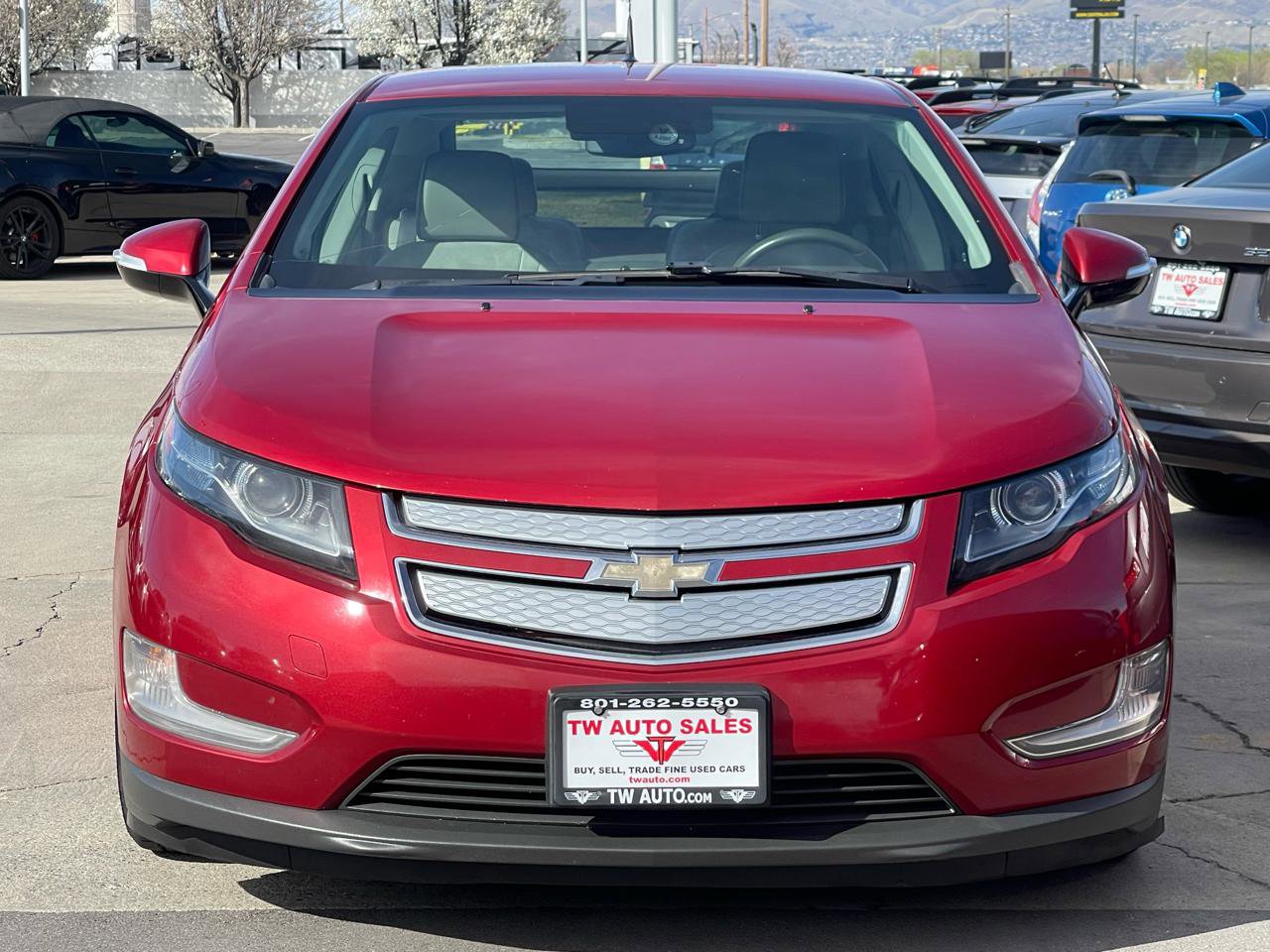 Used 2013 Chevrolet Volt Premium w/ Premium Trim Package image 2