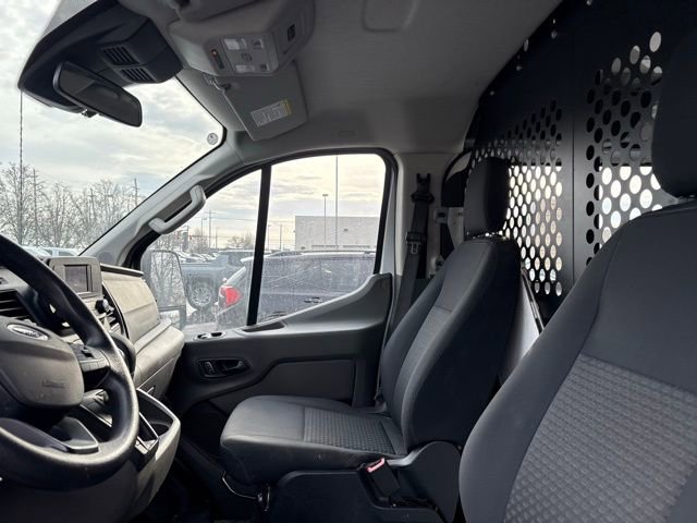Used 2024 Ford Transit 250 Low Roof w/ Exterior Upgrade Package image 28