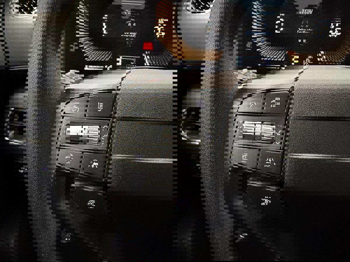 Used 2025 Kia K4 image 12