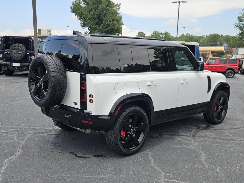 Used 2022 Land Rover Defender 110 X-Dynamic HSE AWD/4WD image 3