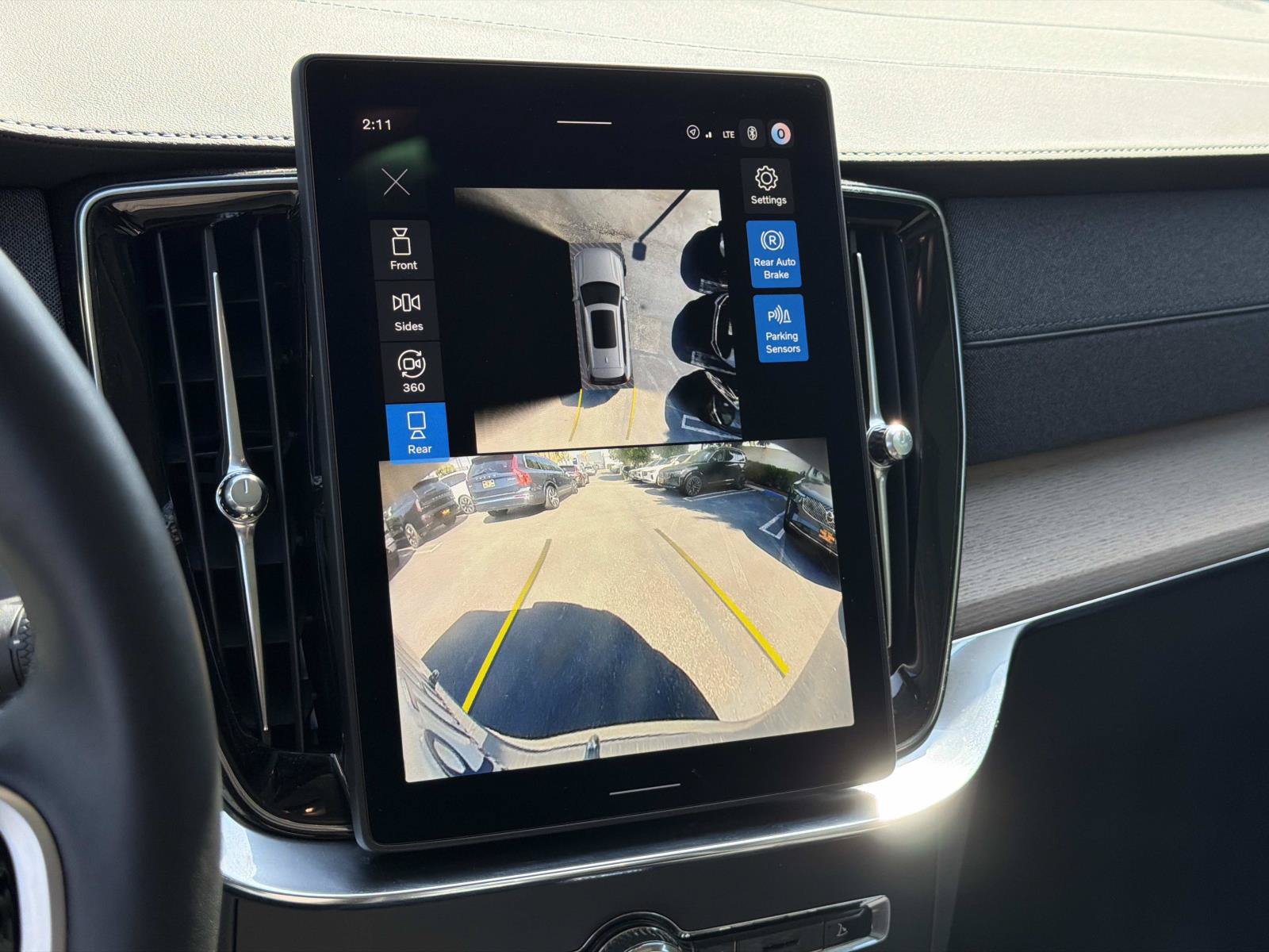 Certified 2026 Volvo XC90 B6 Plus AWD/4WD image 13
