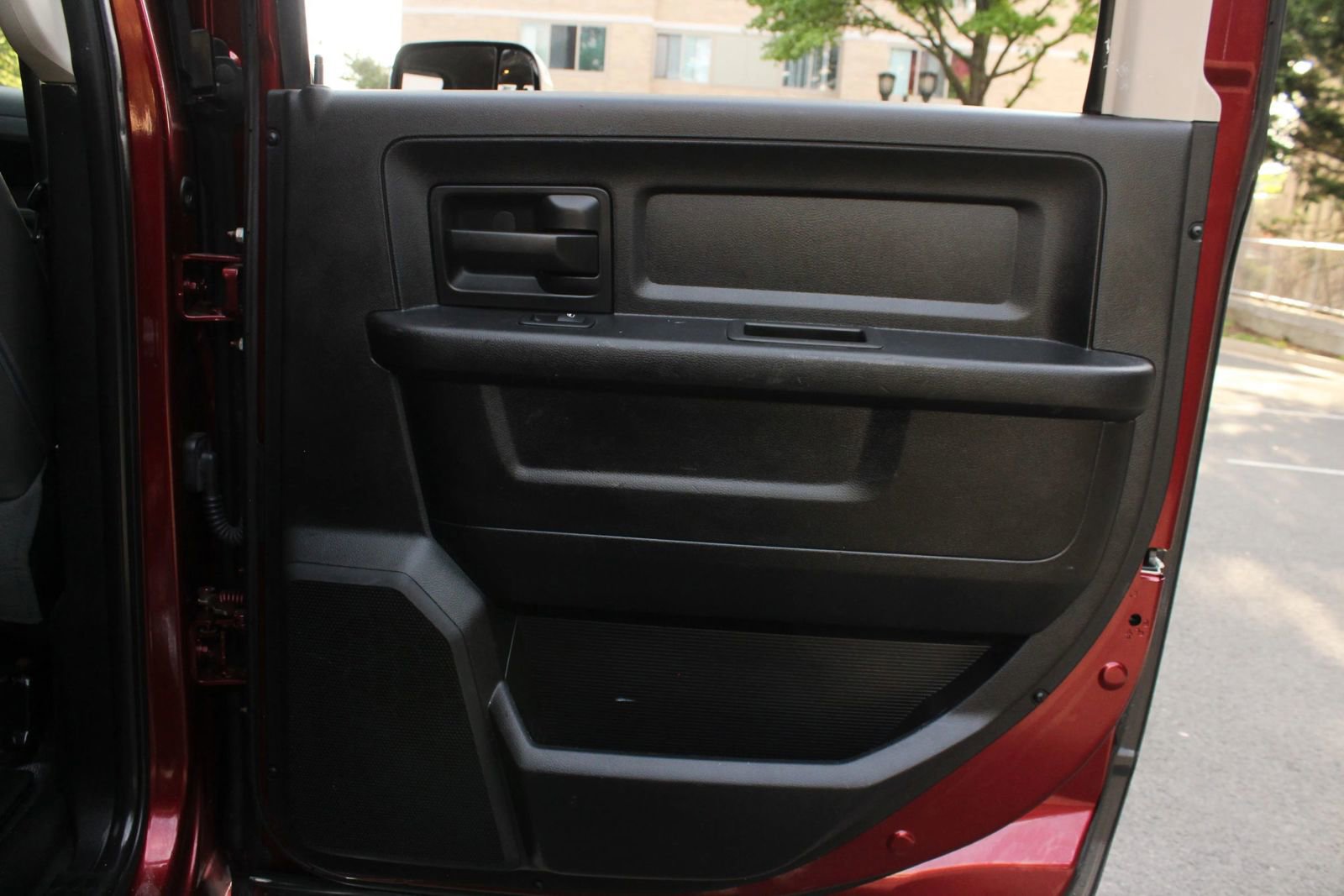 Used 2018 RAM 2500 Tradesman w/ Chrome Appearance Group AWD/4WD image 21