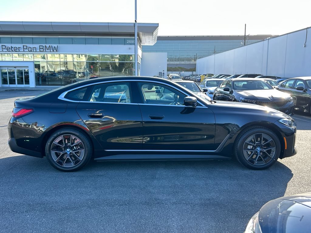 Used 2024 BMW i4 eDrive35 w/ Premium Package RWD image 6
