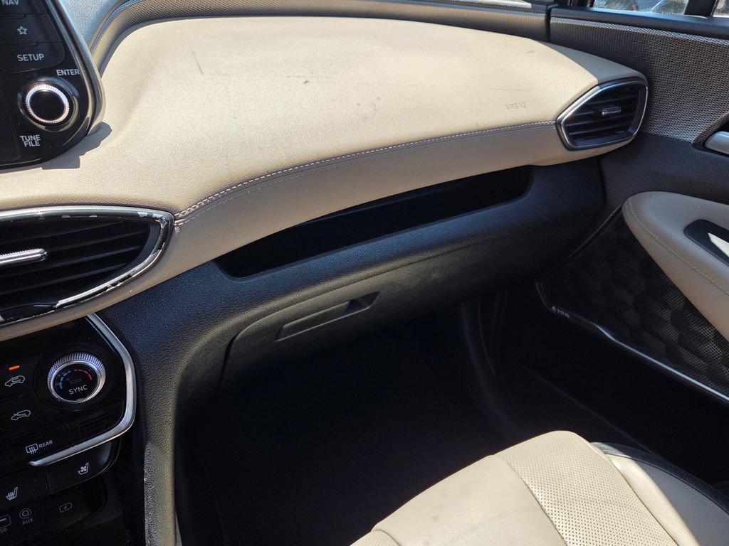 Used 2020 Hyundai Santa Fe Limited FWD image 29