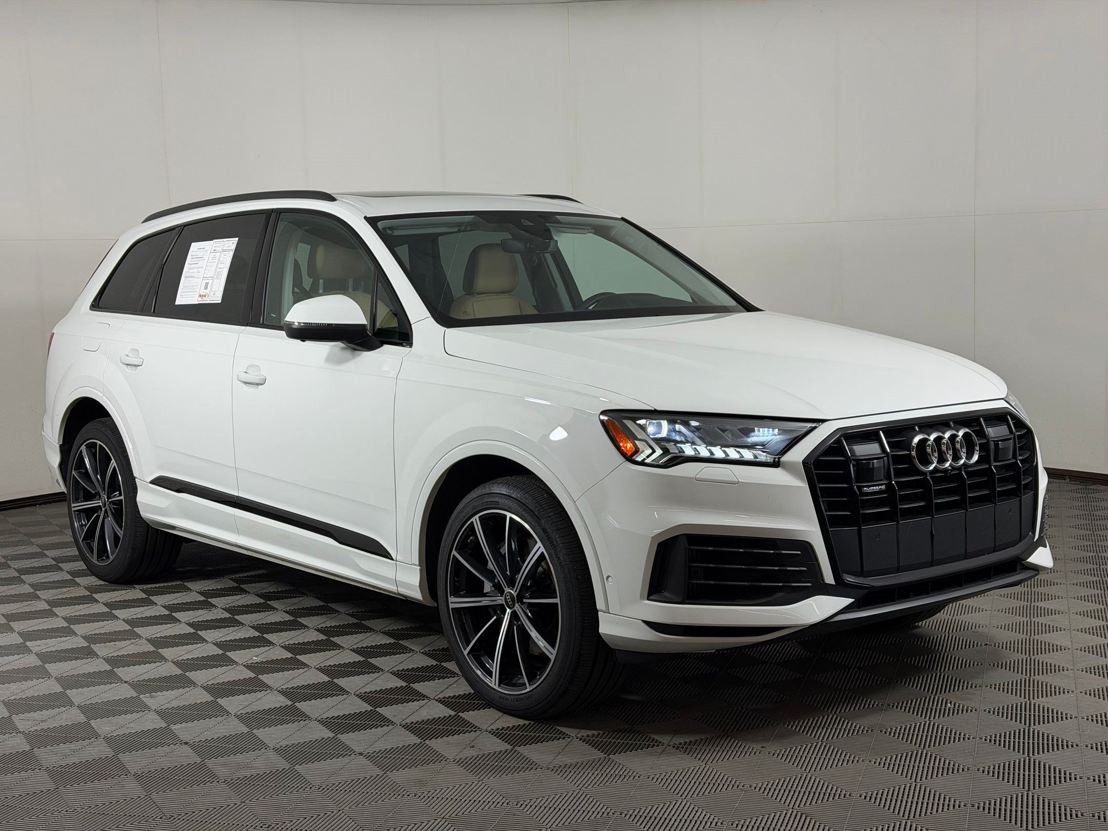 Certified 2023 Audi Q7 3.0T Premium Plus w/ Premium Plus Package AWD/4WD image 7