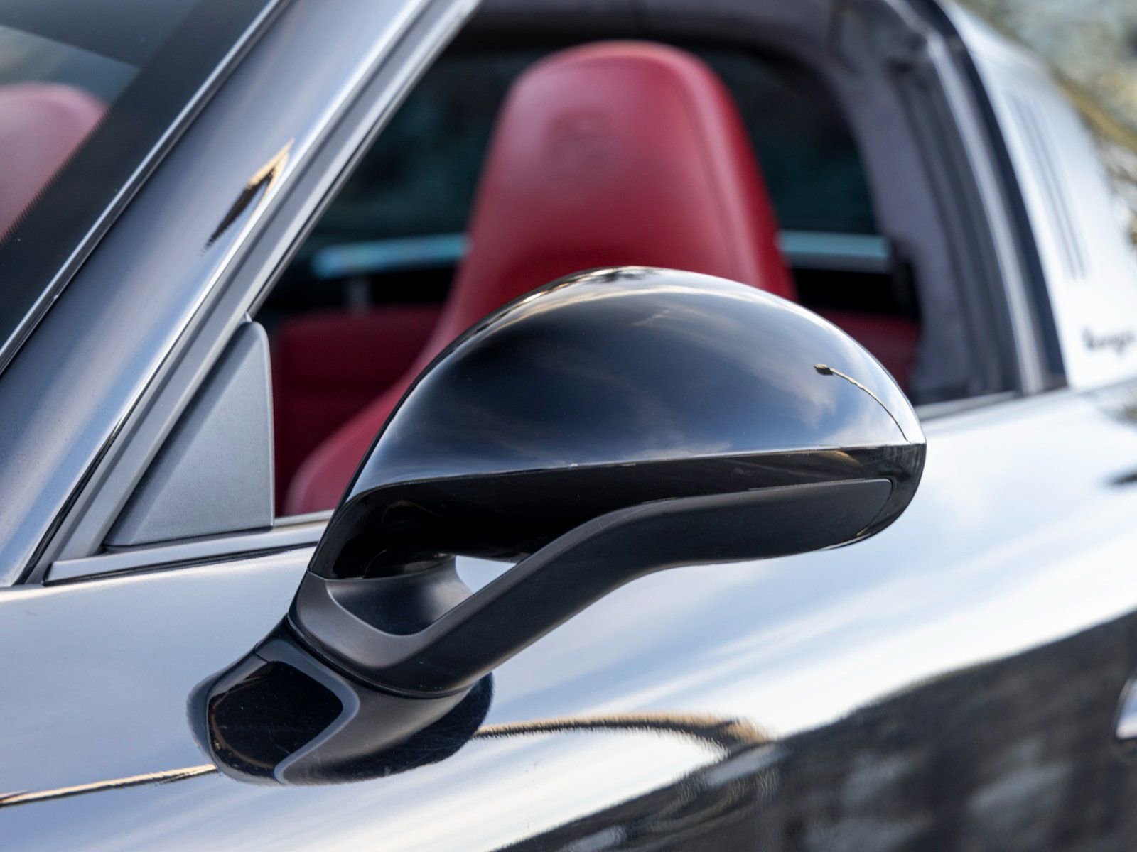 Certified 2018 Porsche 911 Targa 4 GTS image 17