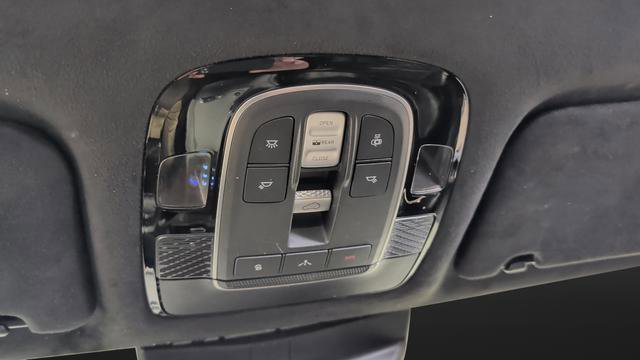 Used 2020 Hyundai Palisade Limited AWD/4WD image 32