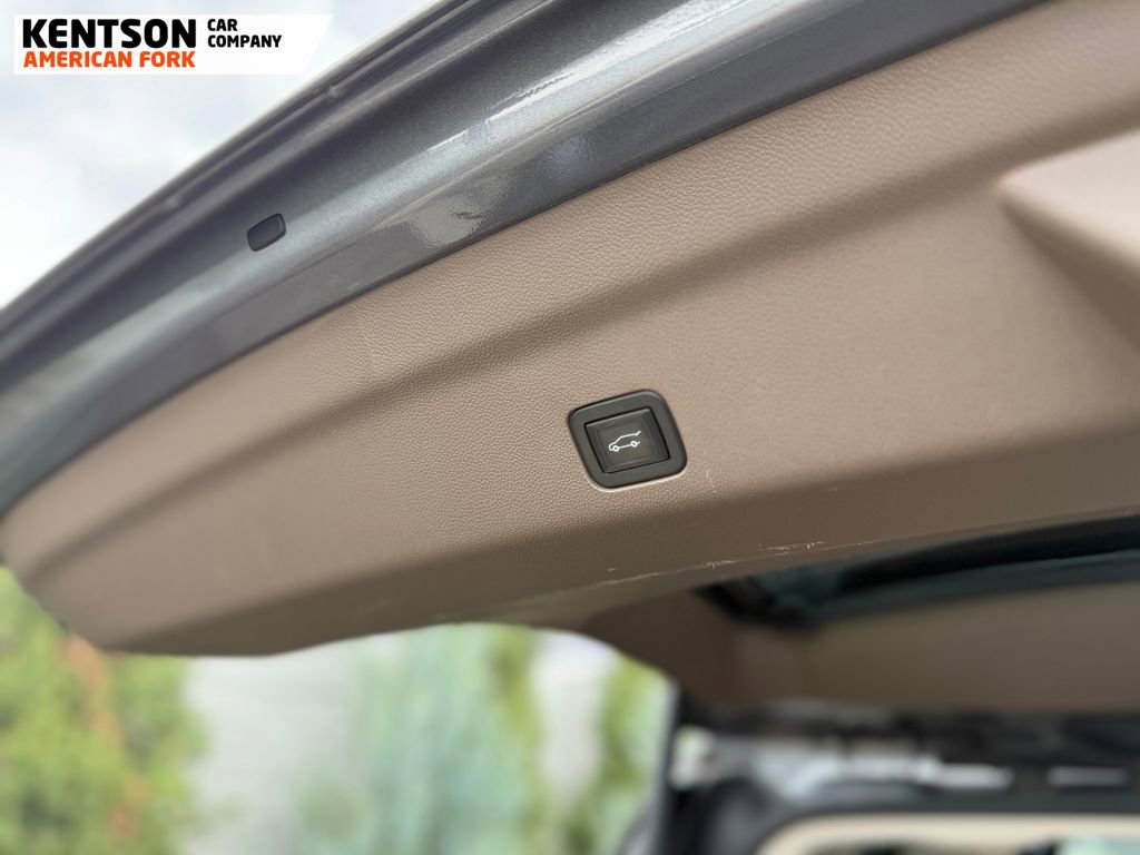 Used 2021 GMC Yukon Denali w/ Denali Premium Package image 42