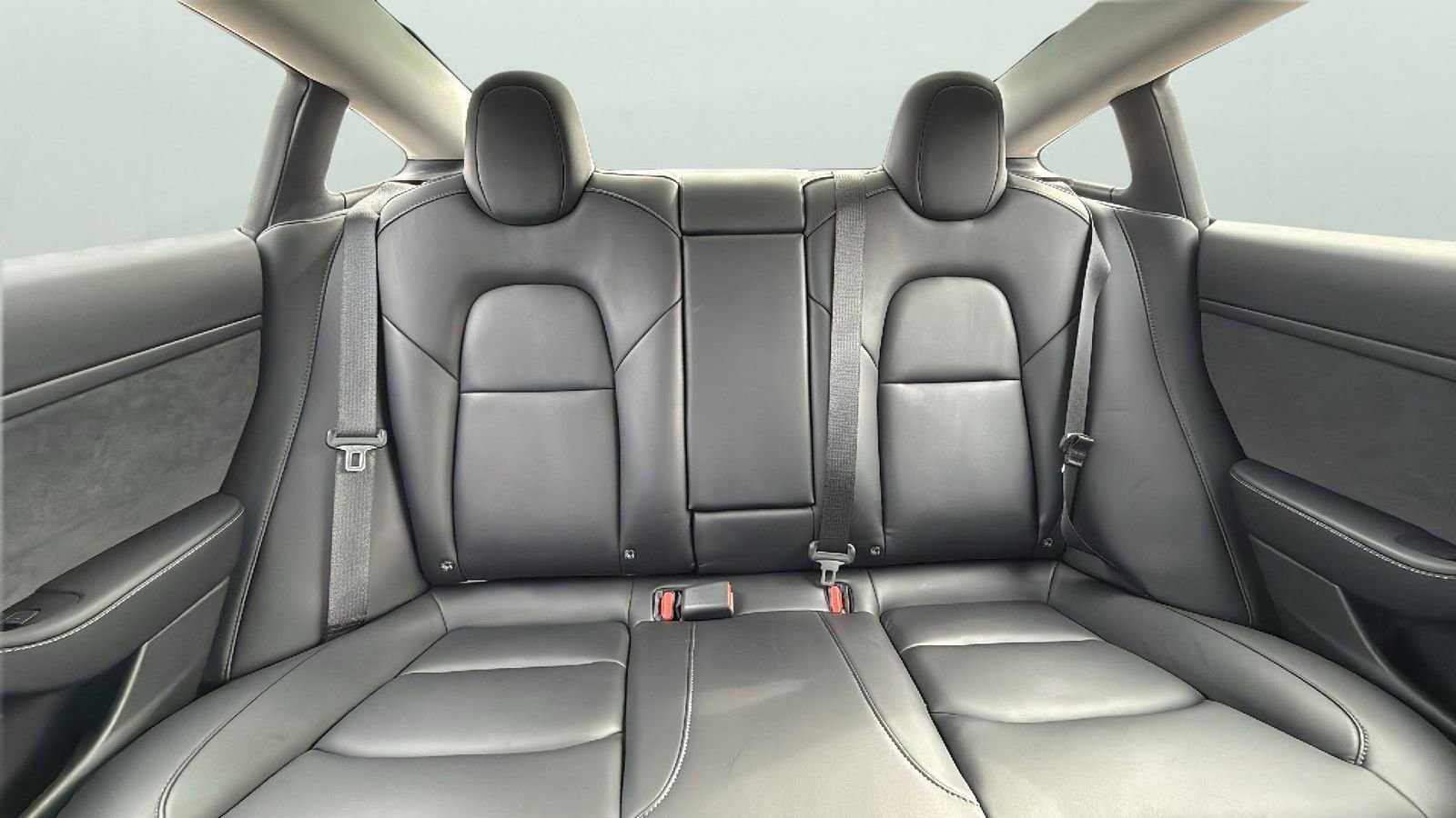 Used 2022 Tesla Model 3 Performance image 26