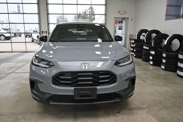 Used 2023 Honda HR-V Sport image 2